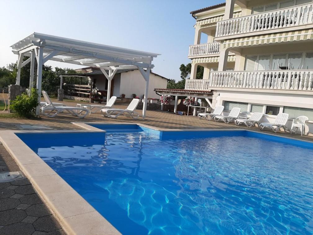 Apartments Gorancica Malinska Exterior foto