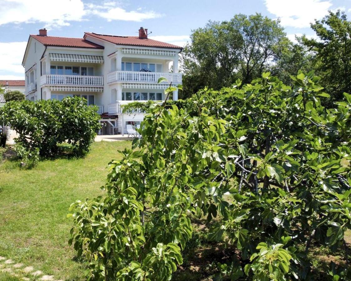 Apartments Gorancica Malinska Exterior foto